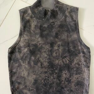 Turtle neck crop top